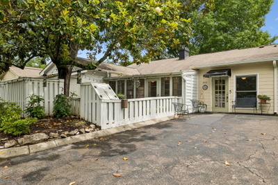 235 Boxwood Dr