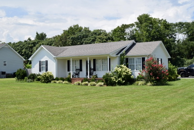 220 Joyce Cir