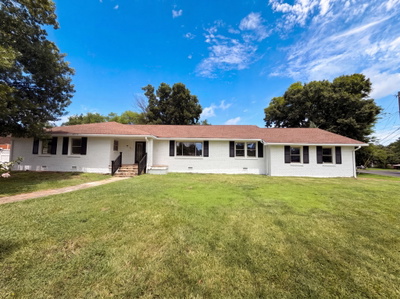 212 Islandia Ct, W