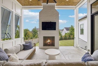3139 Long Branch Cir