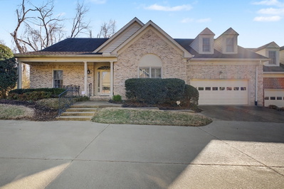 2814B White Oak Dr