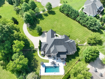 2505 Grey Cliff Ct
