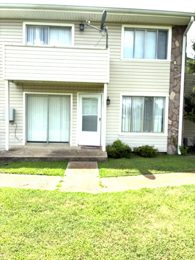 810 Bellevue Rd