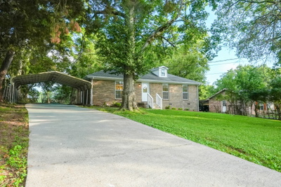 421 Malvin St