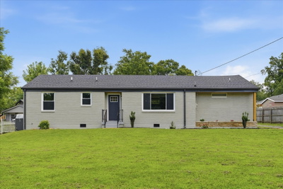 307 Seneca Dr