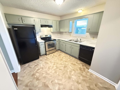 605 Alison Ct