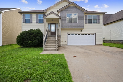 3738 Gray Fox Dr