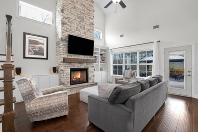 408 Ruby Oaks Ln