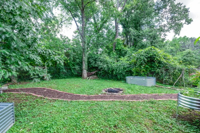 2604 Vista Ln