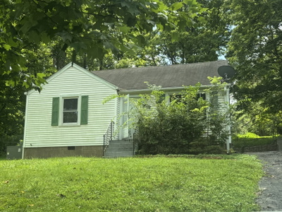 717 Drummond Dr