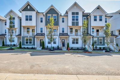 2019 Maple View Ln