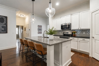 3433 Cortona Way