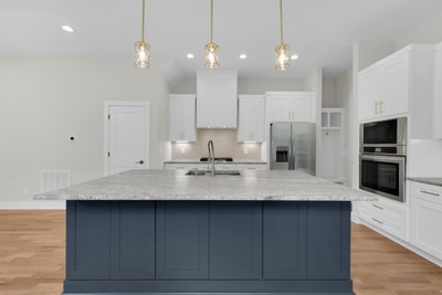 412 E Bend Dr