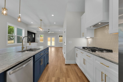 412 E Bend Dr