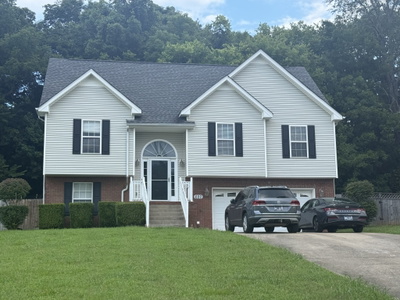 692 Winding Bluff Way