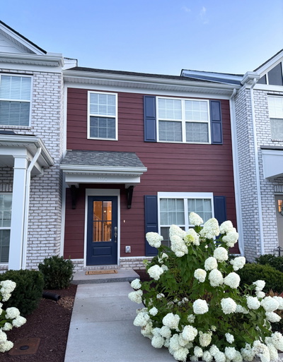 221 Holywell Dr
