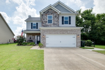 1065 Lindyn Lee Way