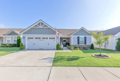 Exterior view of 1014 Wilkinson Ln in White House, TN