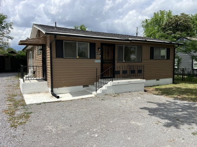 604 Carver Ave