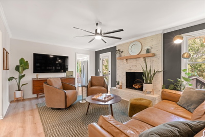 613 Oakwood Ter