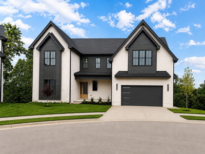 Exterior view of 909 Still Spring Ridge Ct in Nashville, TN