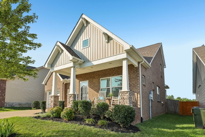 1319 Coates Ln