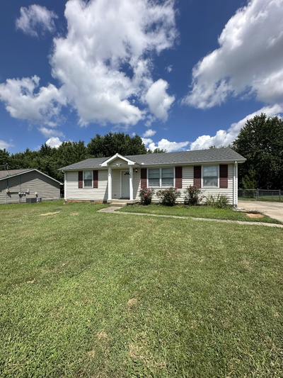 587 Anita Dr