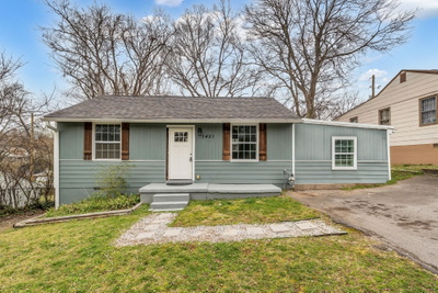1421 Electric Ave