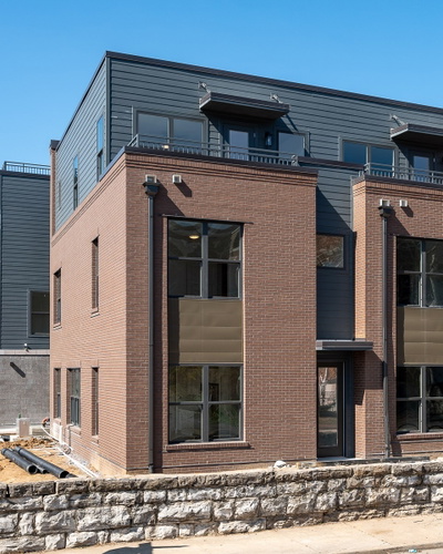 Exterior view of 900 Meridian Street in Nashville, TN