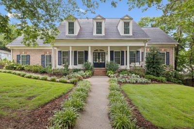 1011 Buckingham Cir