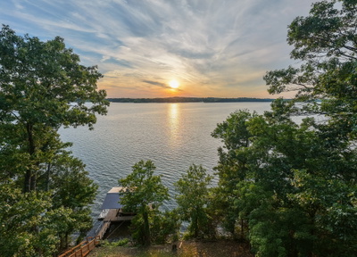 428 Beacon Hill Dr
