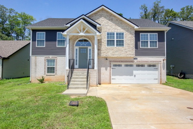 1121 Cardinal Creek Dr