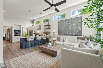308 Sunliner Dr