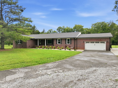 5373 Blackman Rd