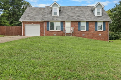 2301 Sherwood Hills Ct