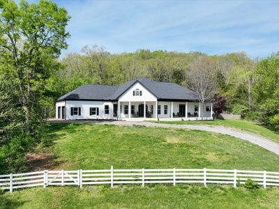 4321 Long Ln