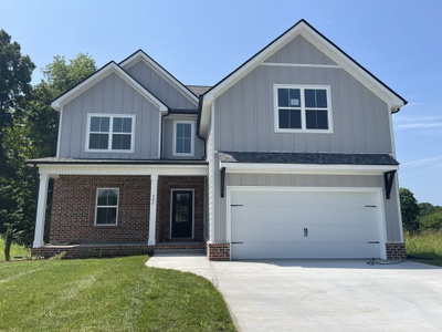 562 Pongracz Way