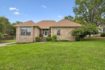 130 Devonshire Trl