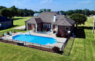 419 W Hester Rd