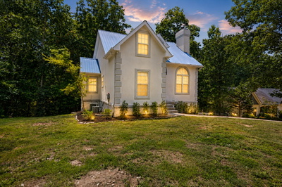 5048 Appalachain Dr