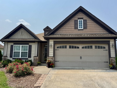 4237 Longfellow Dr