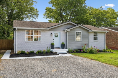 3236 Briarwick Dr