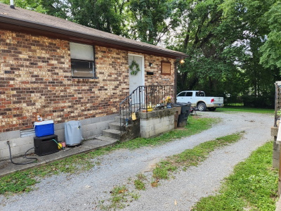 1409 Douglas Ave