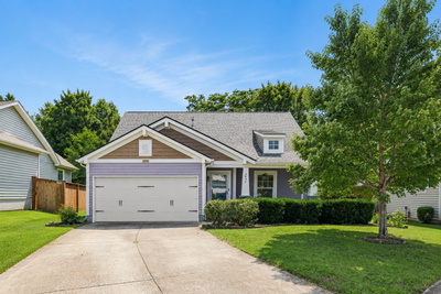 5497 Escalade Dr