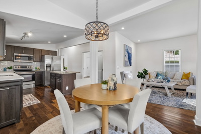 842 N 2nd St