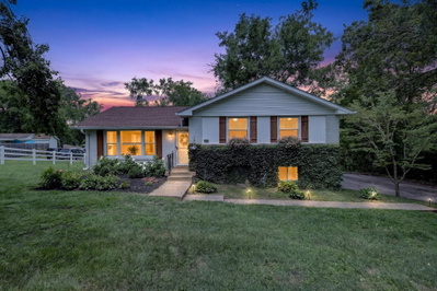 302 Dorr Dr