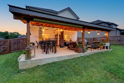 2422 Bucklin Dr