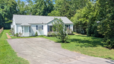 76 E Thompson Ln