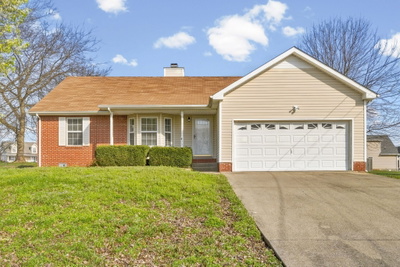 1361 Jenny Ln