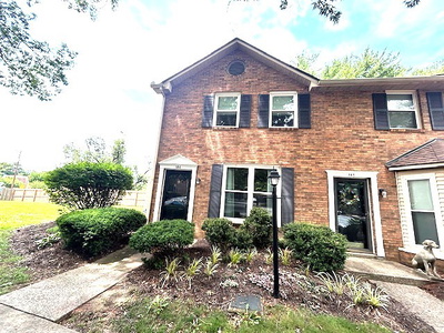 144 McMurray Cir